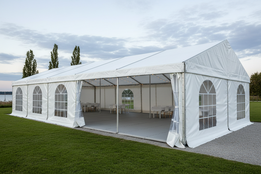 9 m Bredt Partytelt — Hvide / Plast Gulv / 216 m2
