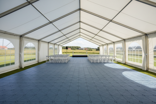 9 m Bredt Partytelt — Hvide / Plast Gulv / 243 m2